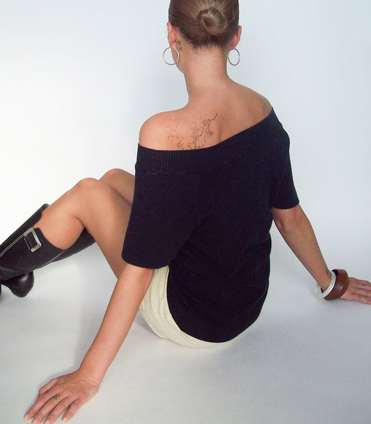 Black off the shoulder | M/L