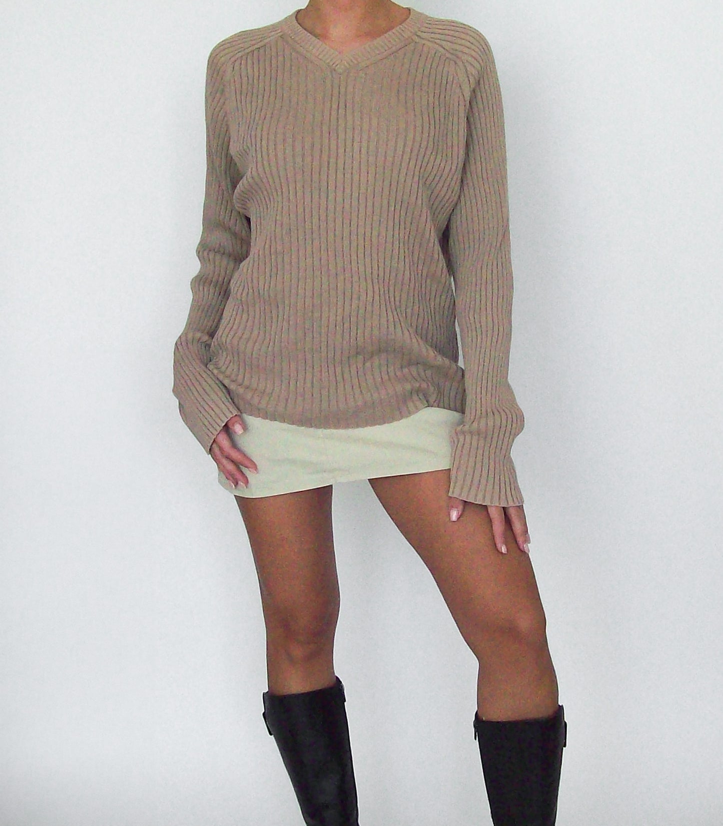 V neck beige | M